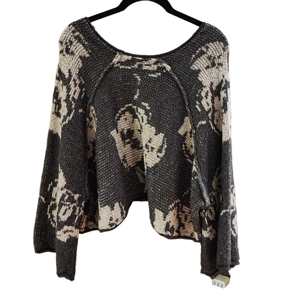 FREE PEOPLE Oversized Purple Rain Wool Alpaca Gray White Floral Crop Sweater S - Picture 4 of 6